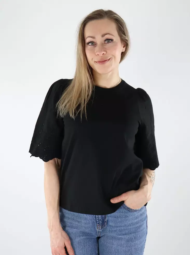 JDY Damen T-Shirt mit Spitzenärmeln Life New Schwarz - Damen T-Shirts - 140440 - 1