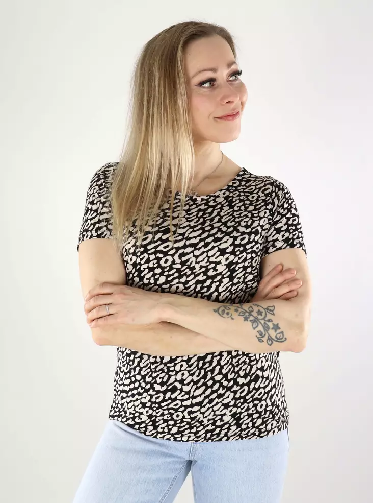 Only Damen T-Shirt mit Spitzen-Detail am Rücken schwarz/Eggnog Leo - Damen T-Shirts - 140674 - 1