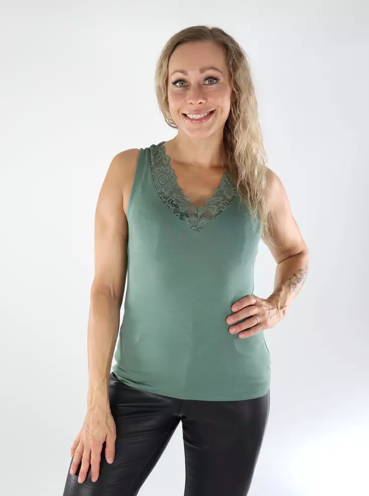 Vero Moda Damen Oberteil V-Ausschnitt Lorbeerkranz - Damen Tops - 139045 - 1