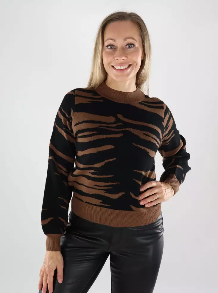 Vero Moda Damen Sweater mit Animal-Print in Schwarz/Emperad - Damenpullover - 139128 - 1